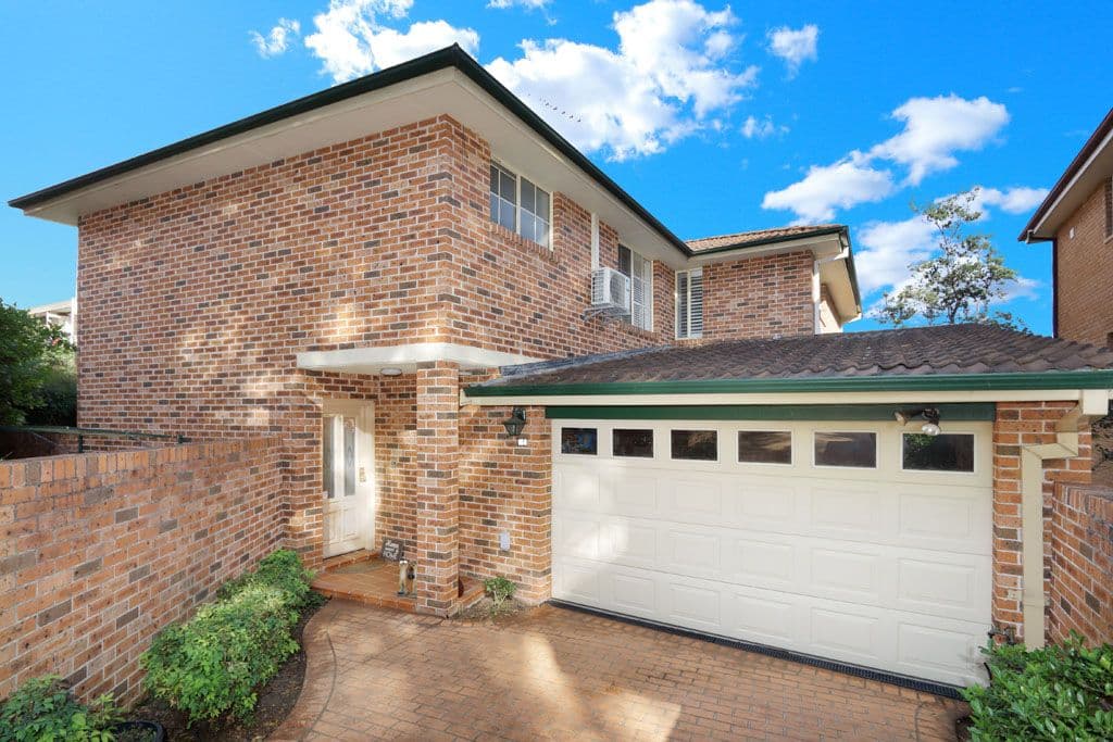 168 Hurstville Road (aka 2/35 Wonoona Pde East), OATLEY NSW 2223, Oatley - Image 1
