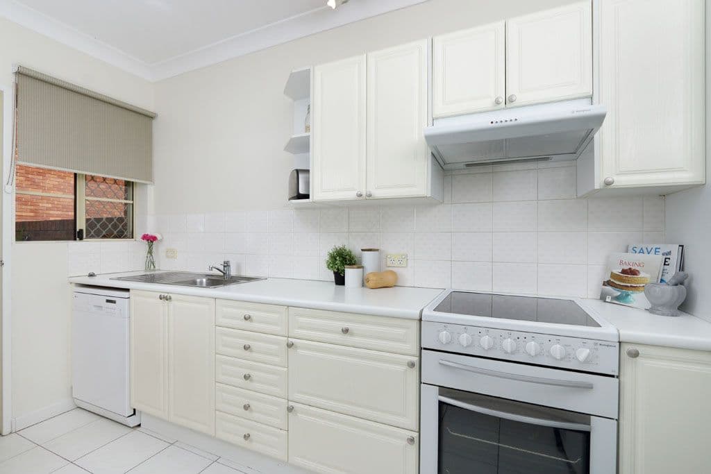 168 Hurstville Road (aka 2/35 Wonoona Pde East), OATLEY NSW 2223, Oatley - Thumbnail 5