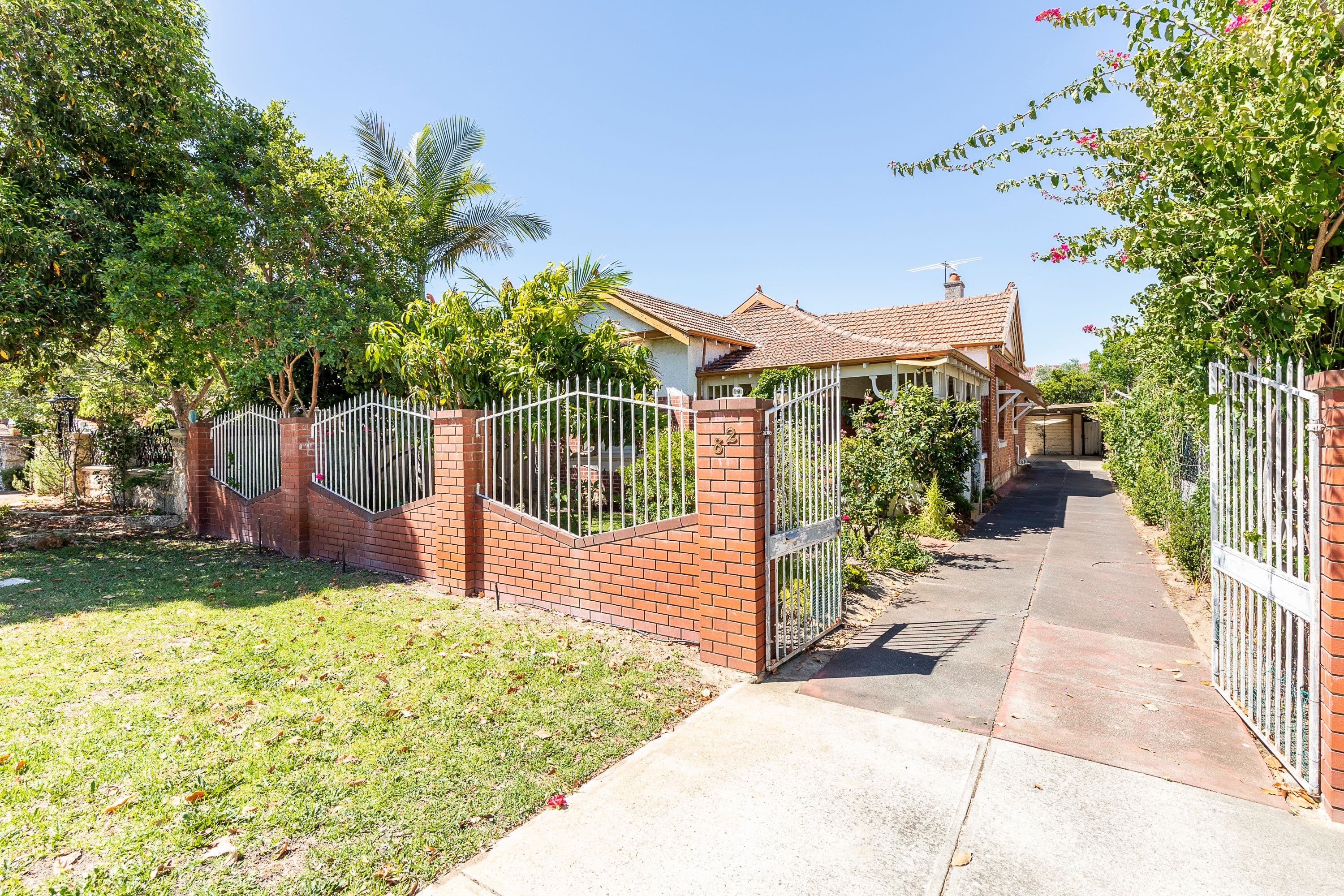 82 Rookwood Street, Menora WA 6050, Menora - Thumbnail 2