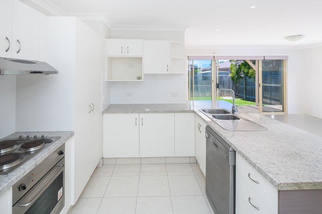 18 Mada Drive, Upper Coomera QLD 4209, Upper Coomera - Thumbnail 5