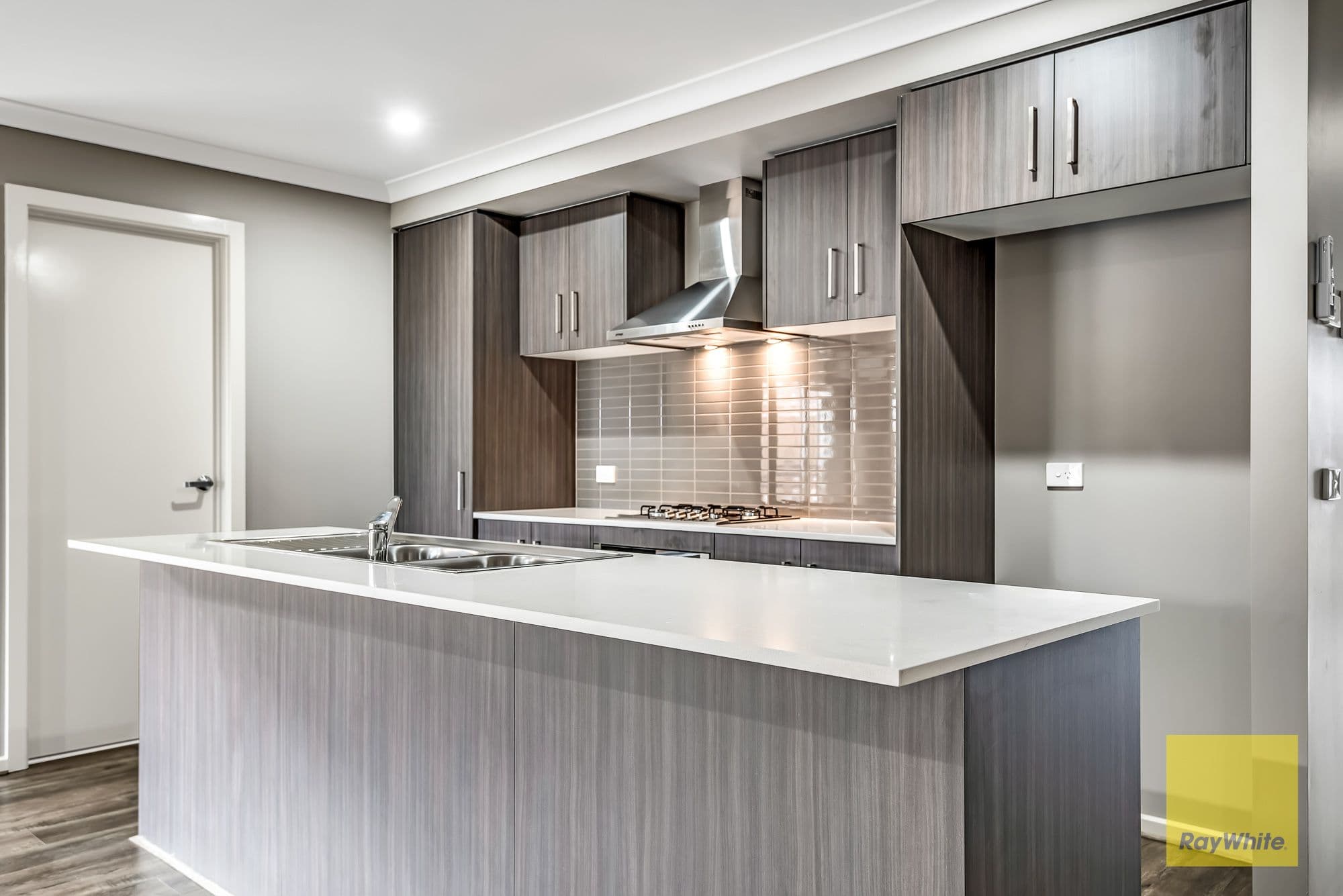 19 Crilly Street, Tarneit VIC 3029, Tarneit - Thumbnail 3