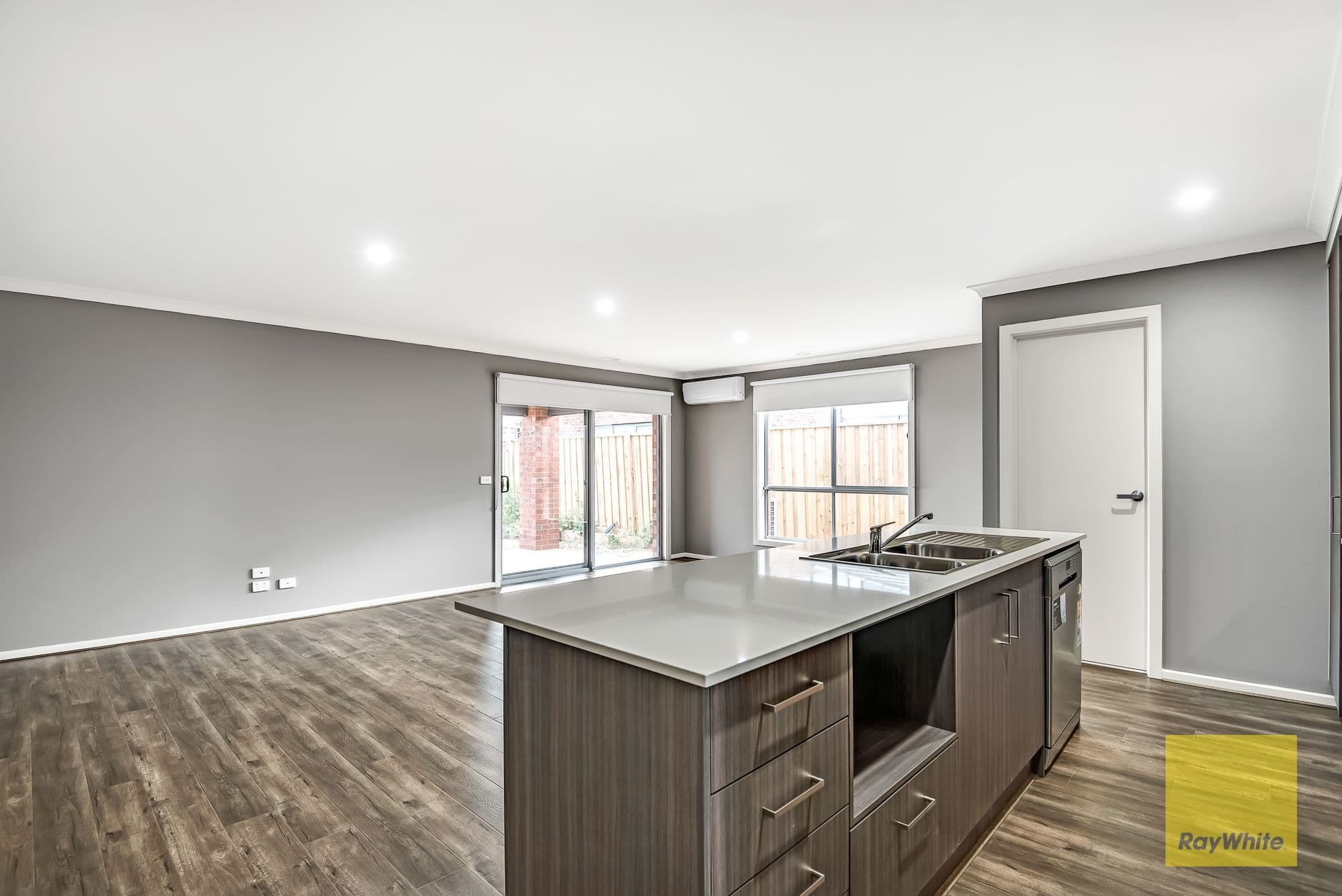 19 Crilly Street, Tarneit VIC 3029, Tarneit - Thumbnail 8