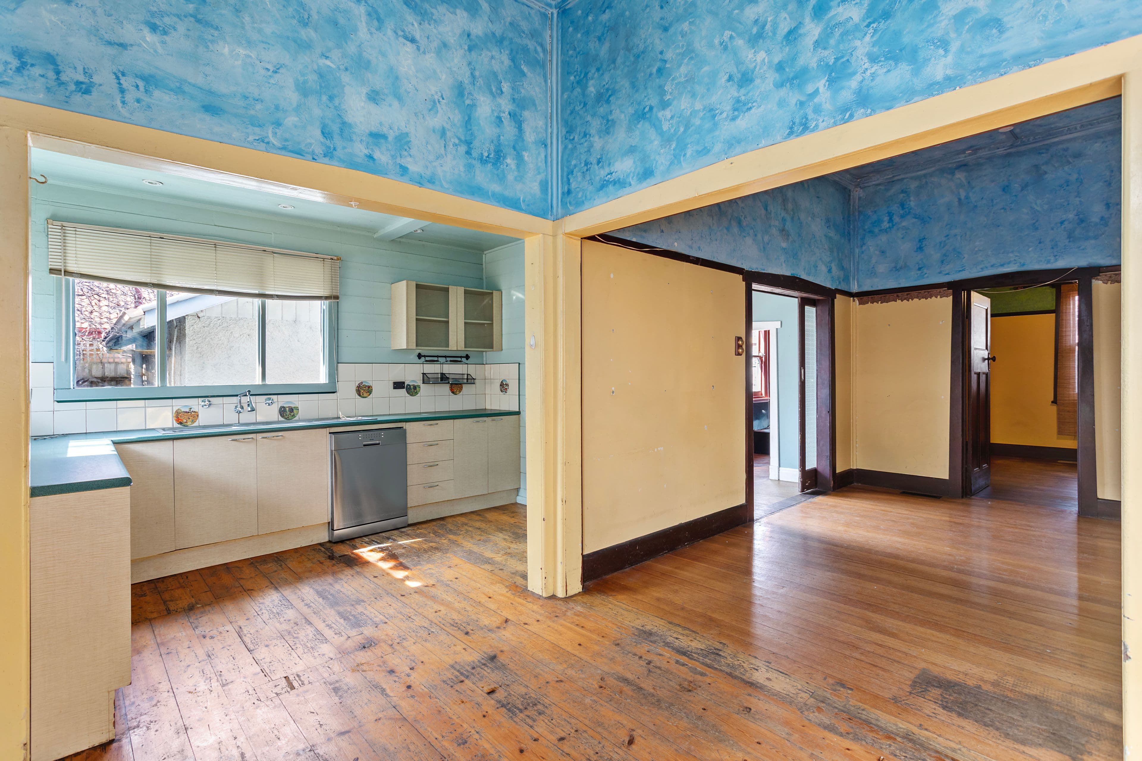16 Schutt Street, Newport VIC 3015, Newport - Thumbnail 4