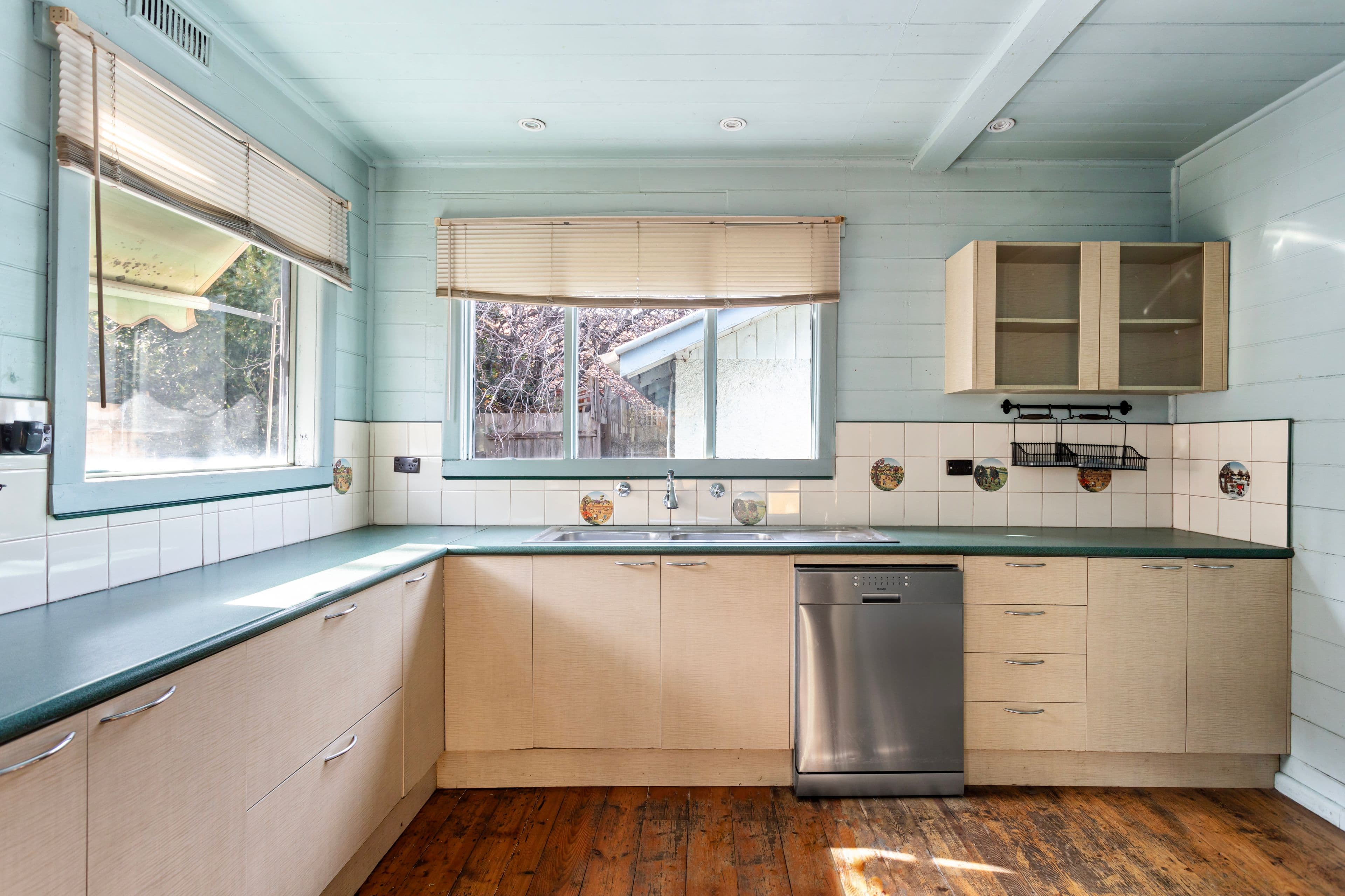 16 Schutt Street, Newport VIC 3015, Newport - Thumbnail 5