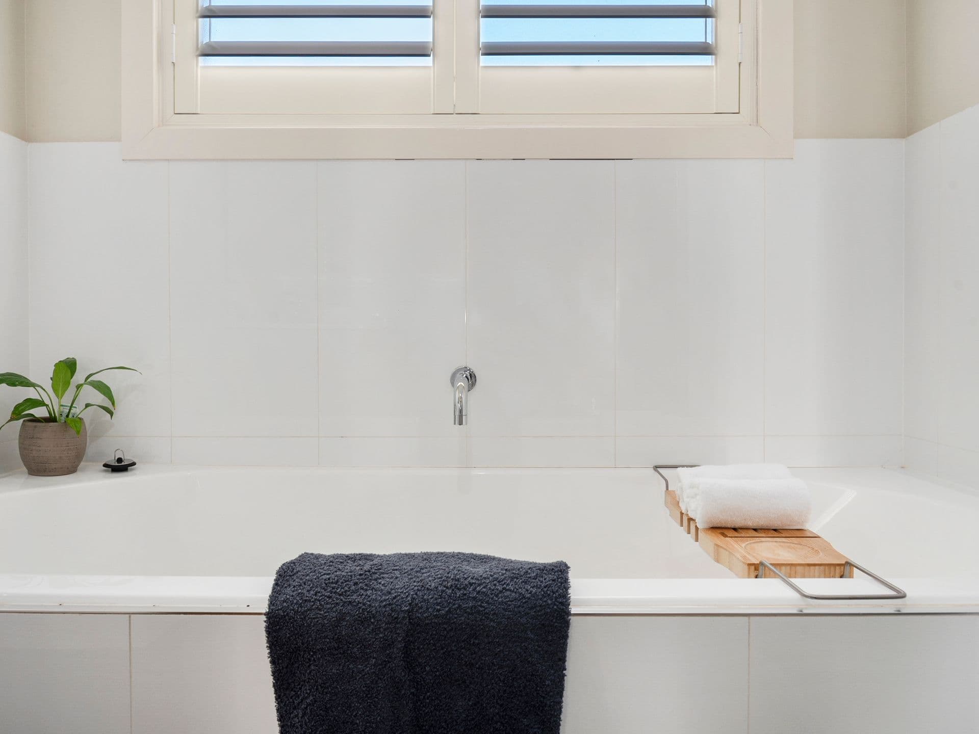 24 Young Circuit, Elderslie - Thumbnail 8