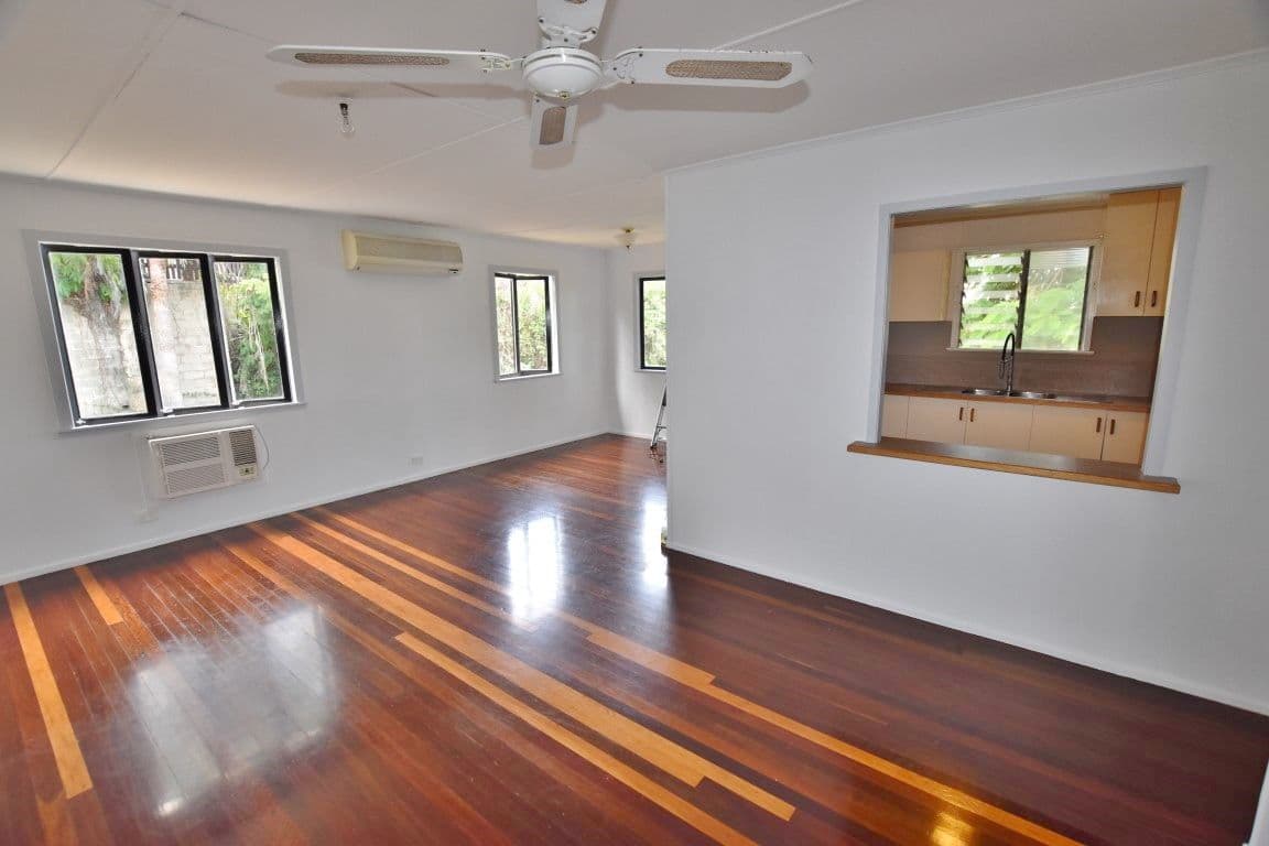 19 Williamson Street, West Gladstone QLD 4680, West Gladstone - Thumbnail 2
