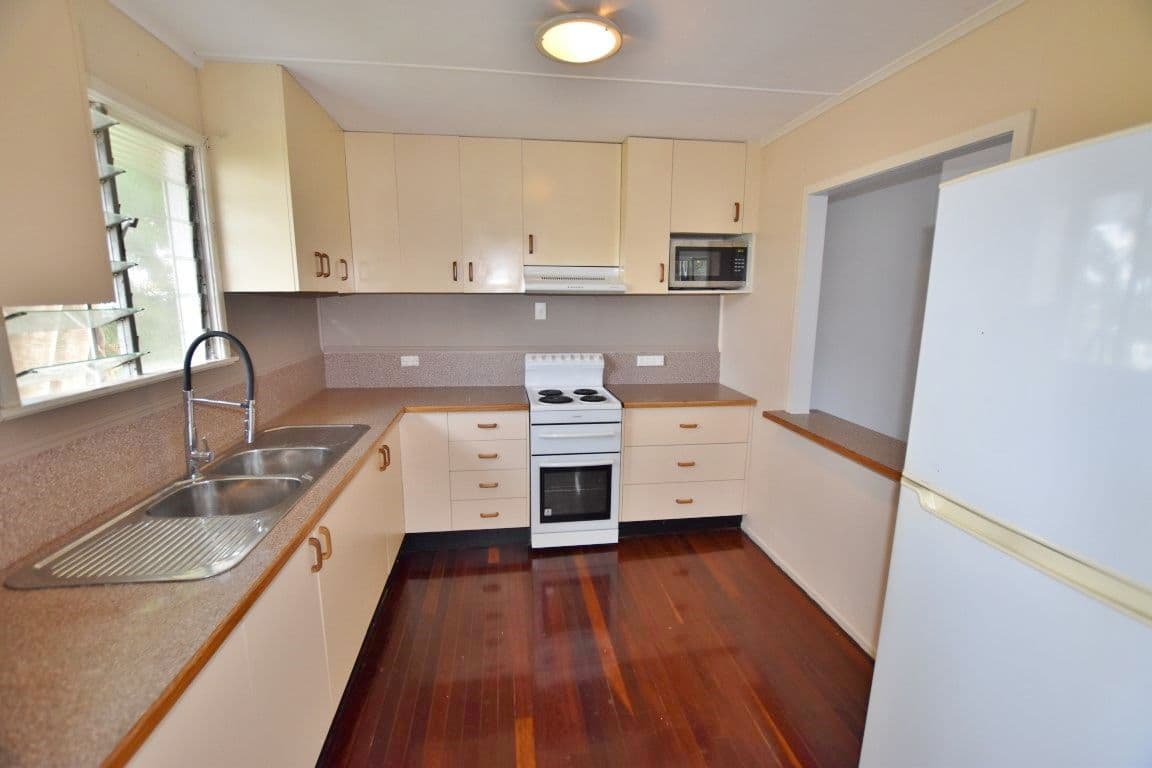 19 Williamson Street, West Gladstone QLD 4680, West Gladstone - Thumbnail 3
