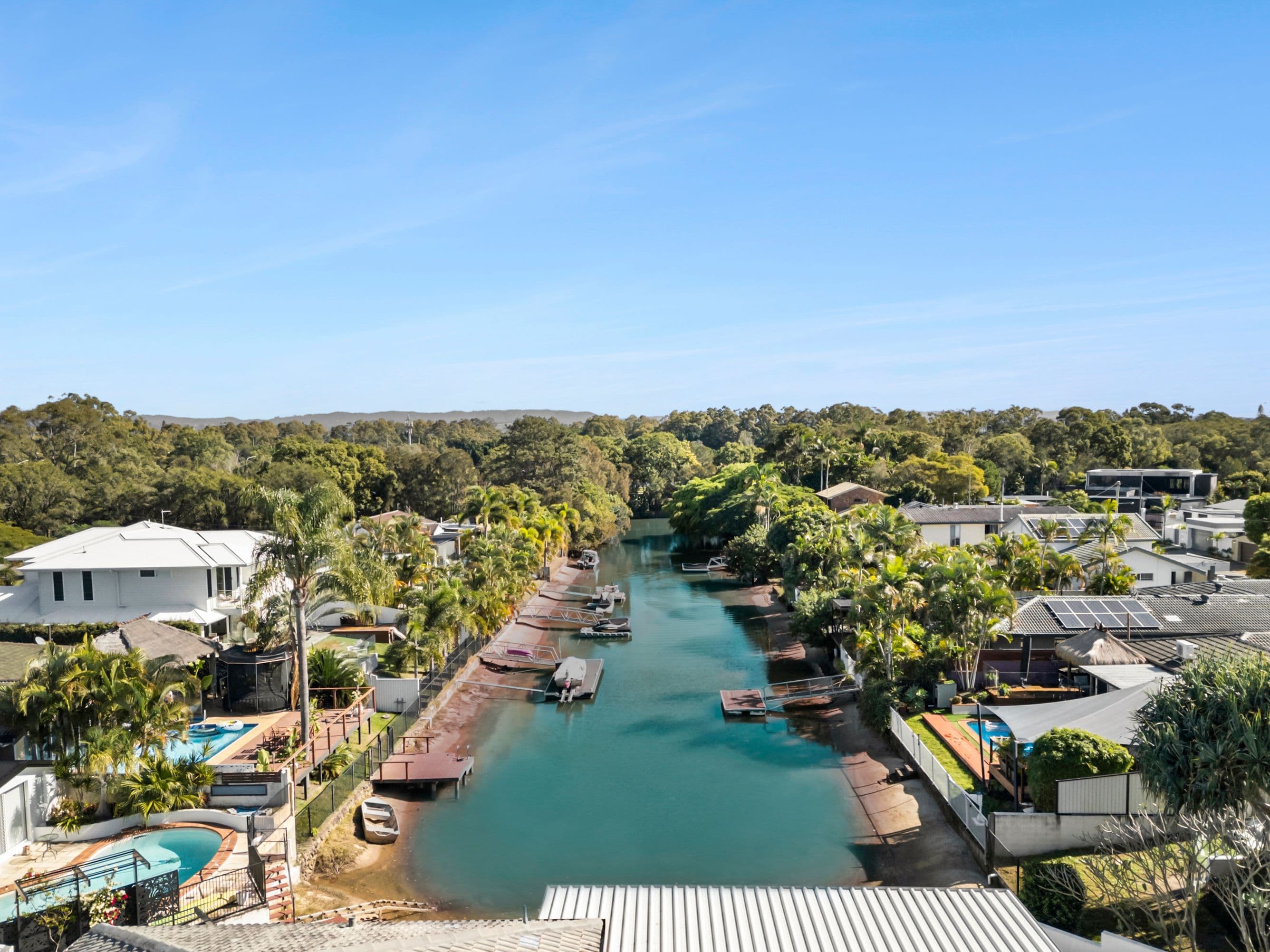 31 Pacific Boulevard, Broadbeach Waters QLD 4218, Broadbeach Waters - Thumbnail 2