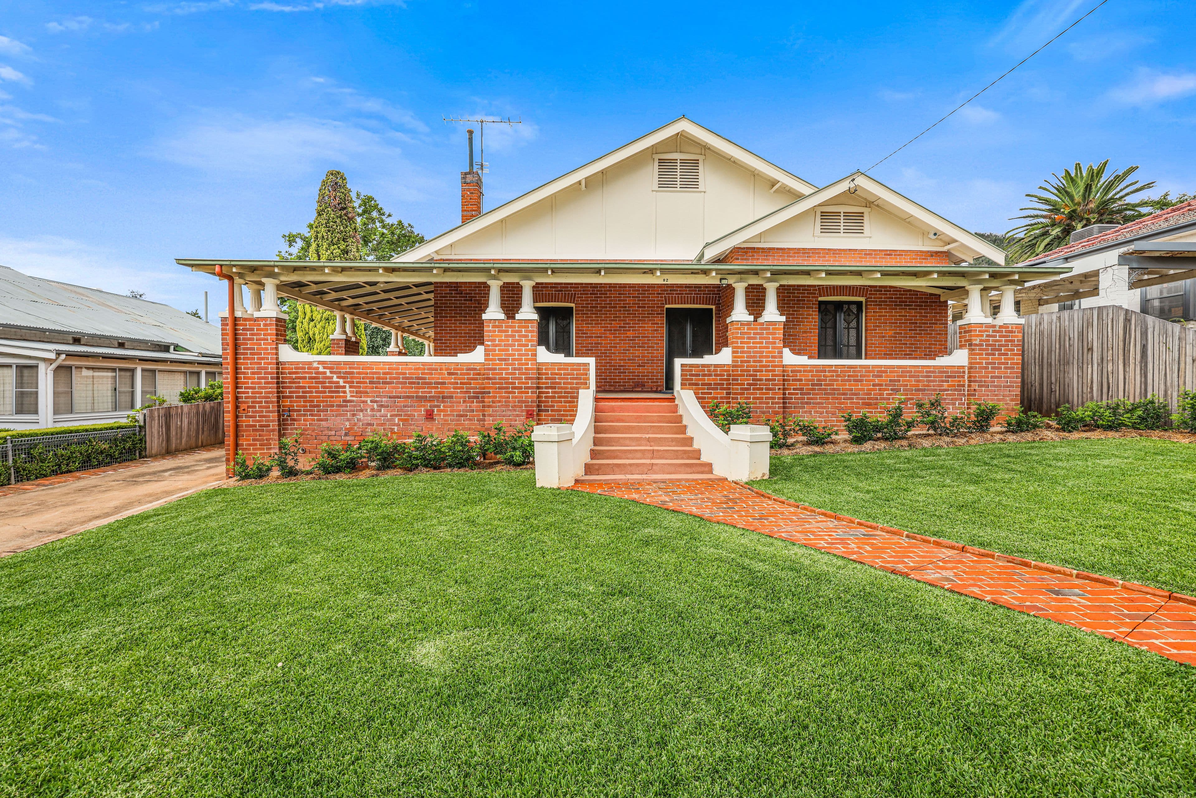 82 Napier Street, Tamworth NSW 2340, East Tamworth - Image 1