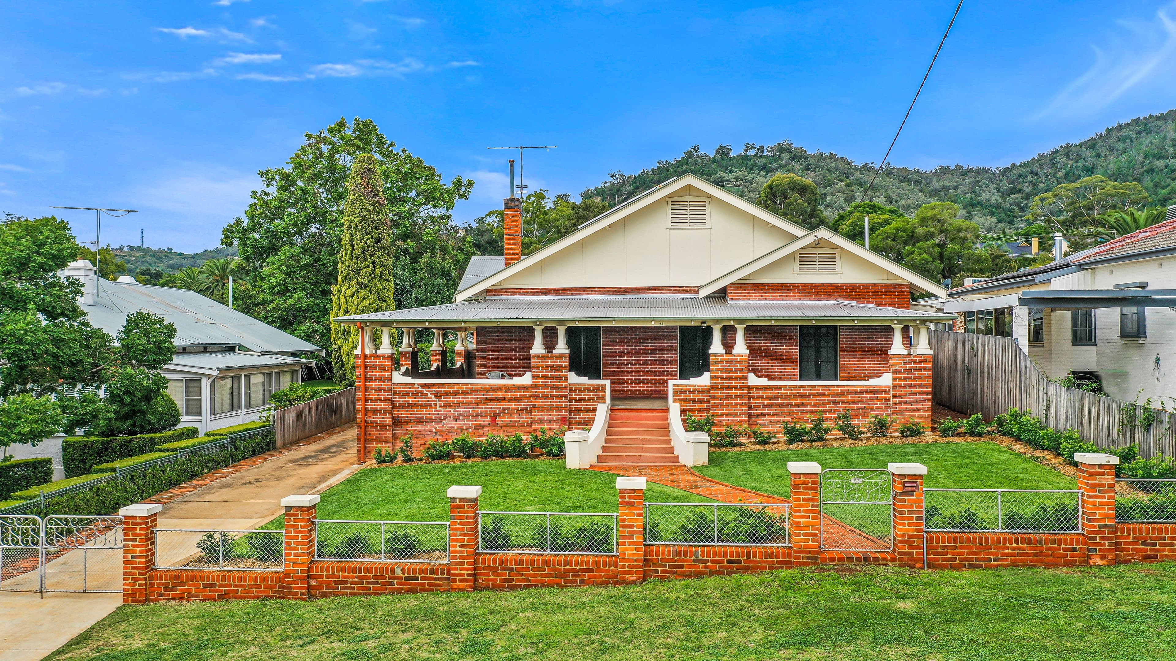 82 Napier Street, Tamworth NSW 2340, East Tamworth - Thumbnail 2