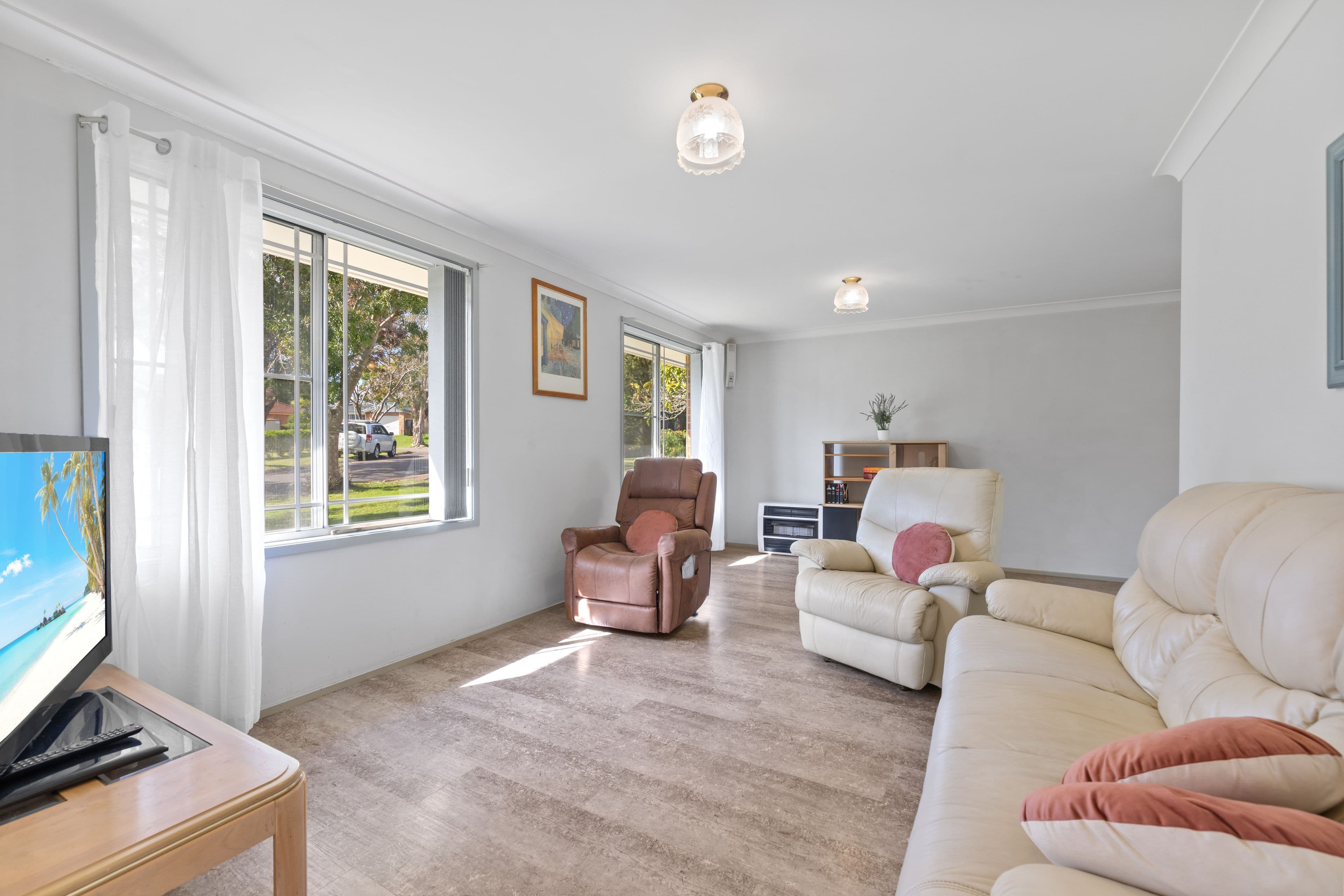 3 Amaroo Close, Blue Haven NSW 2262, Blue Haven - Thumbnail 4