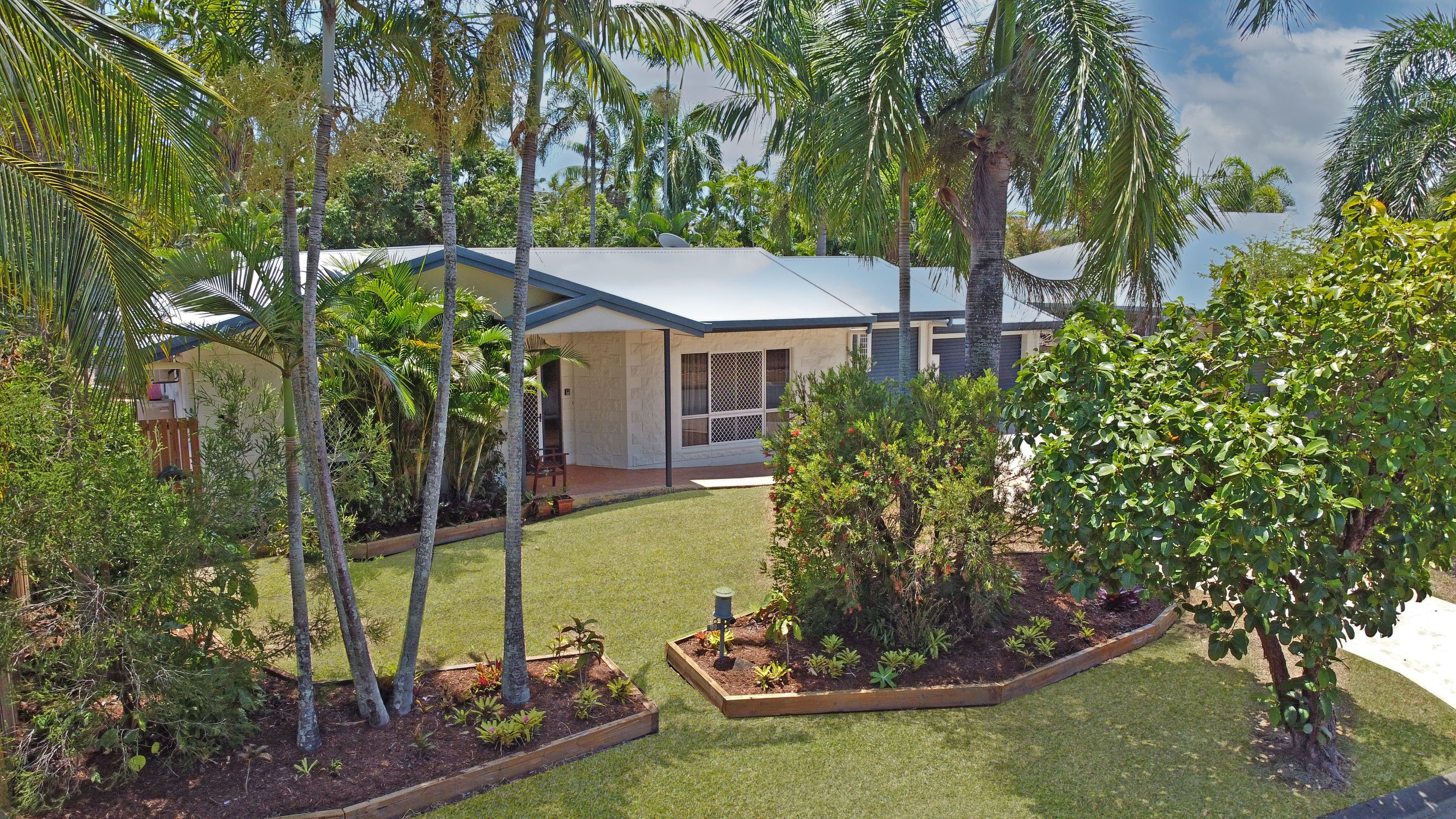 50 Nova Street, Kewarra Beach QLD 4879, Kewarra Beach - Thumbnail 2