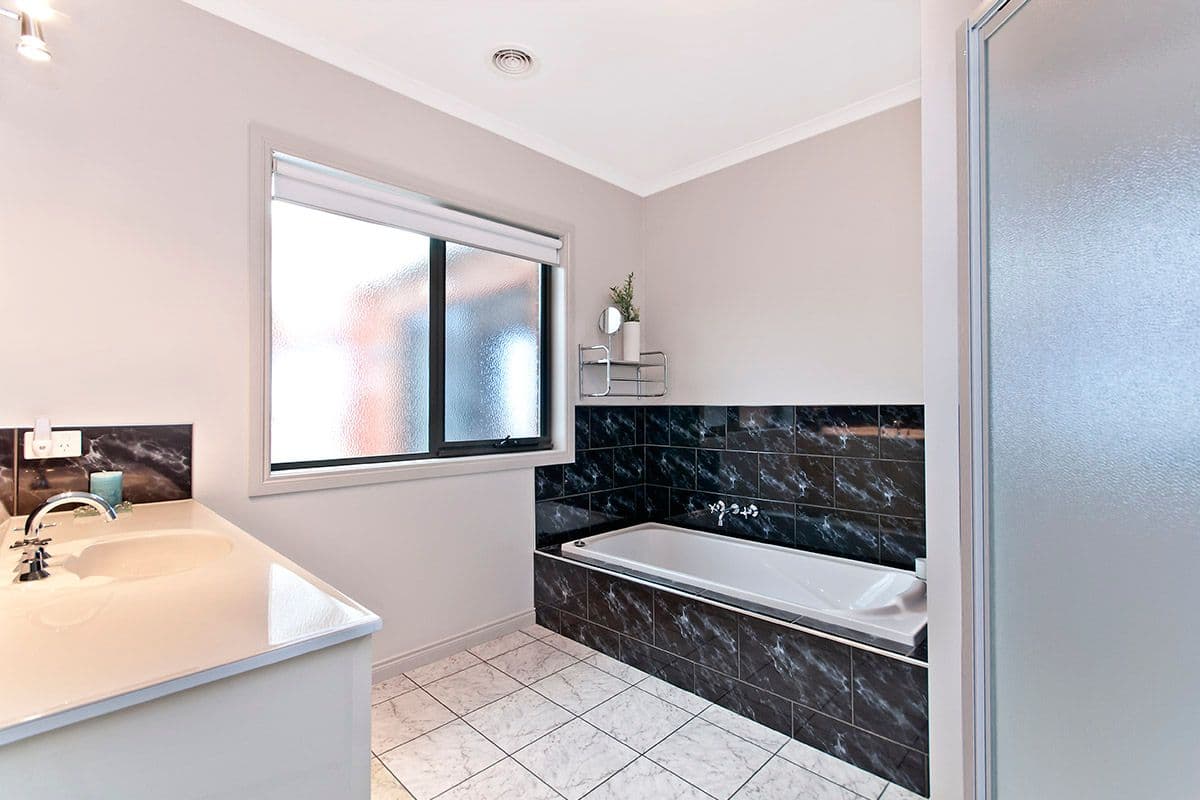 19 Dunroe Court, Warrnambool VIC 3280, Warrnambool - Thumbnail 8