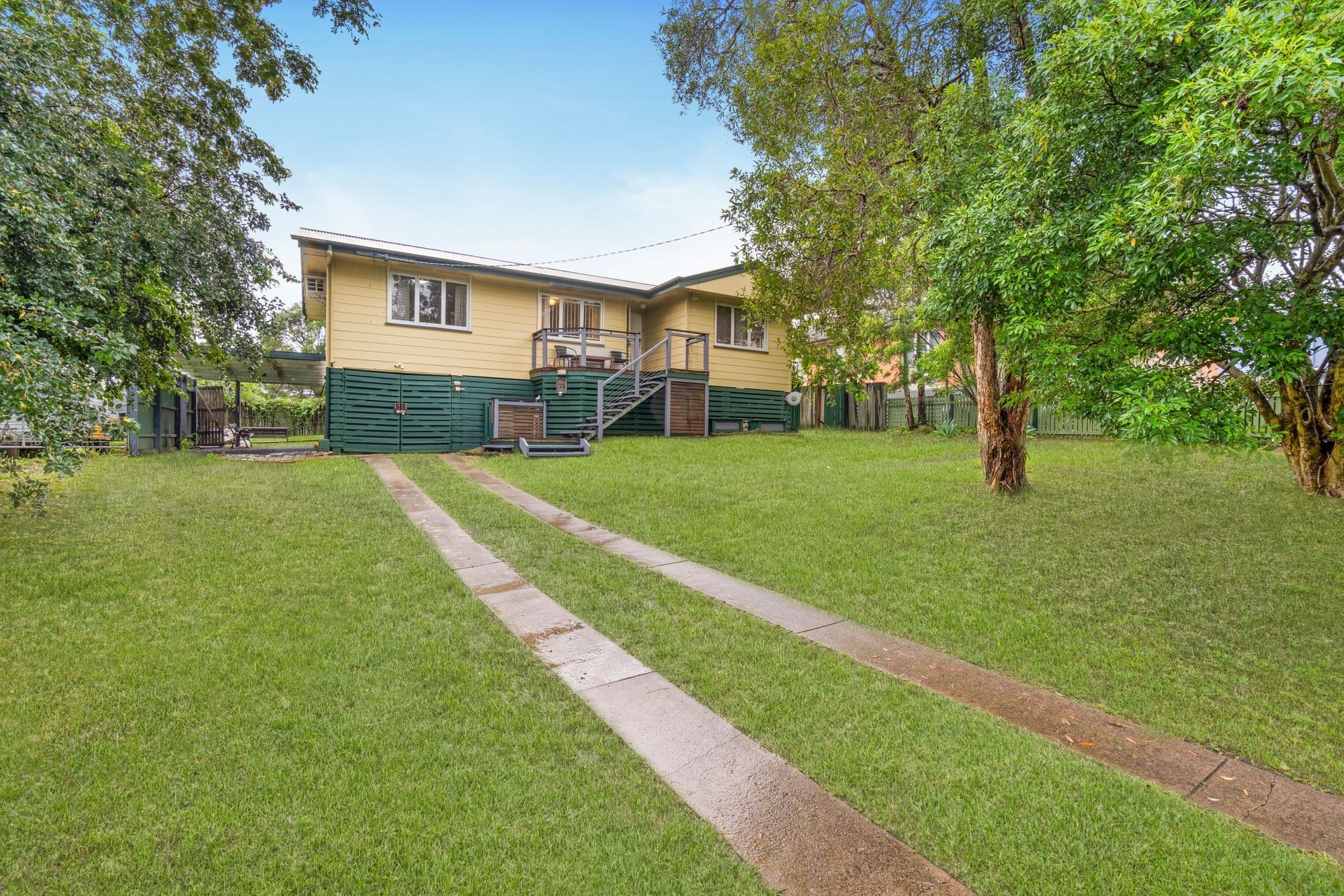 33 Larsen Street, Leichhardt QLD 4305, Leichhardt - Image 1