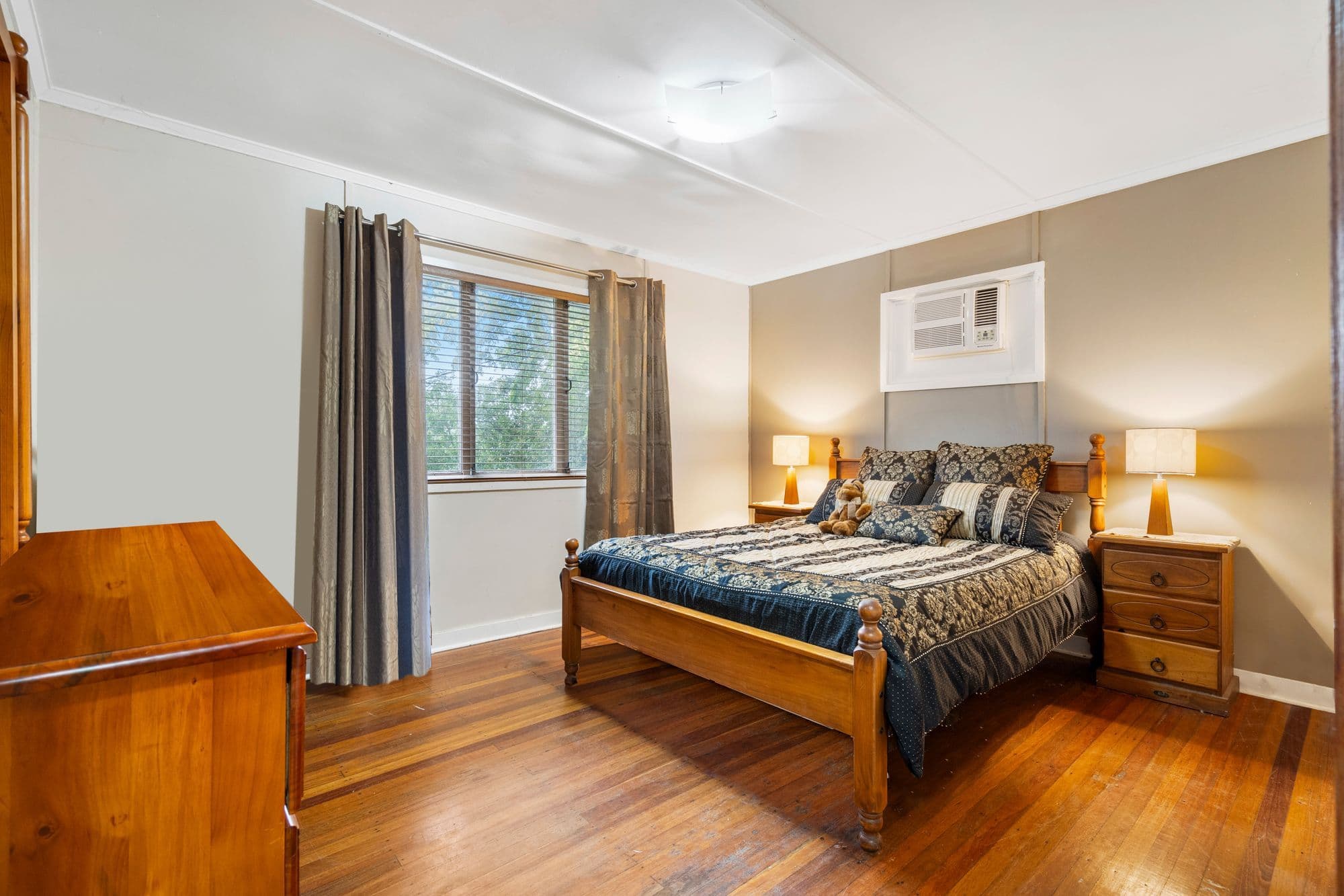 33 Larsen Street, Leichhardt QLD 4305, Leichhardt - Thumbnail 8