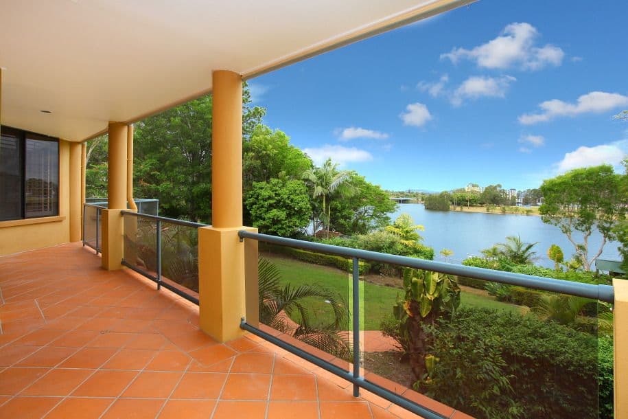 32 Ben Lexcen Place, ROBINA QLD 4226, Robina - Thumbnail 3