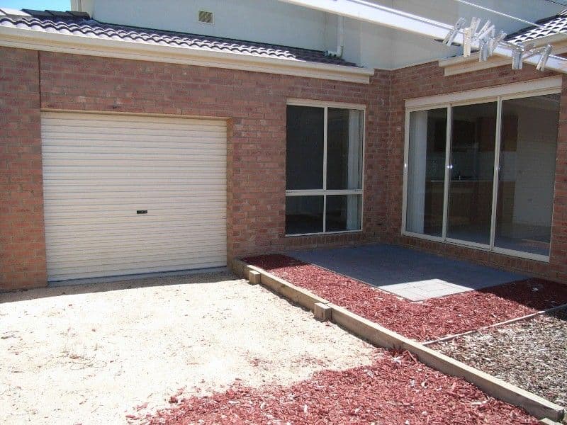 28 Tintern Loop, HILLSIDE VIC 3037, Hillside - Thumbnail 4