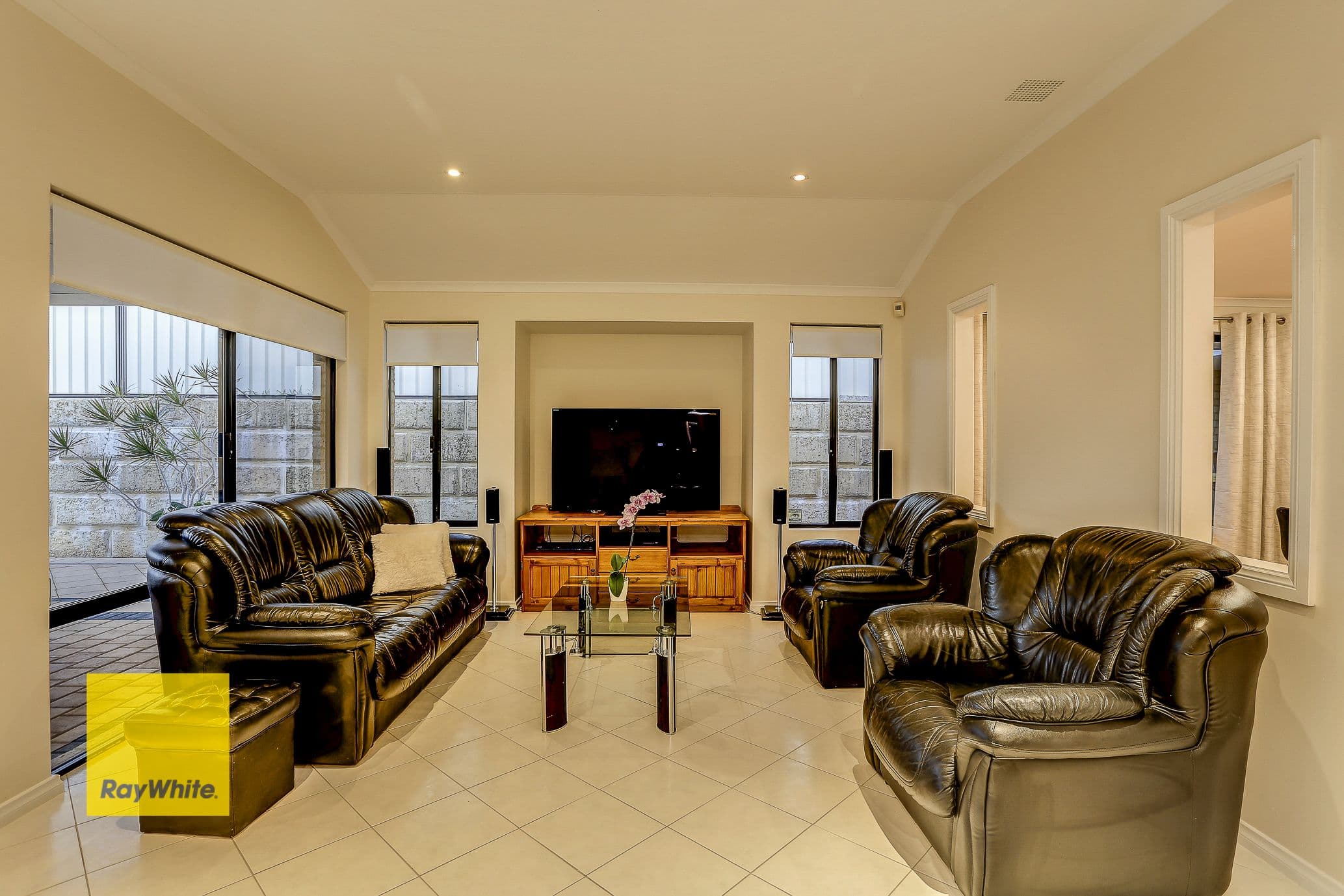 59 Kirkstall Drive, Hocking WA 6065, Hocking - Thumbnail 8