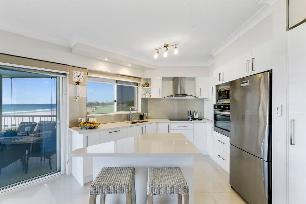 359 Golden Four Drive, Tugun QLD 4224, Tugun - Thumbnail 4