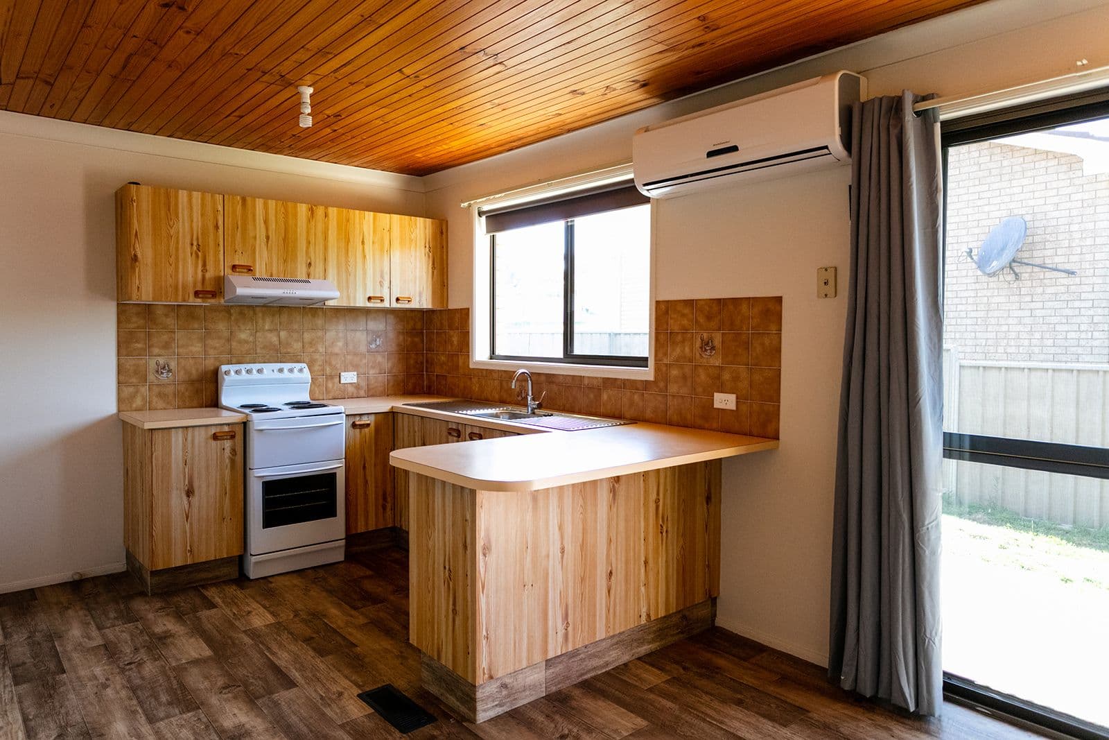 1 Fraser Place, Orange - Thumbnail 6