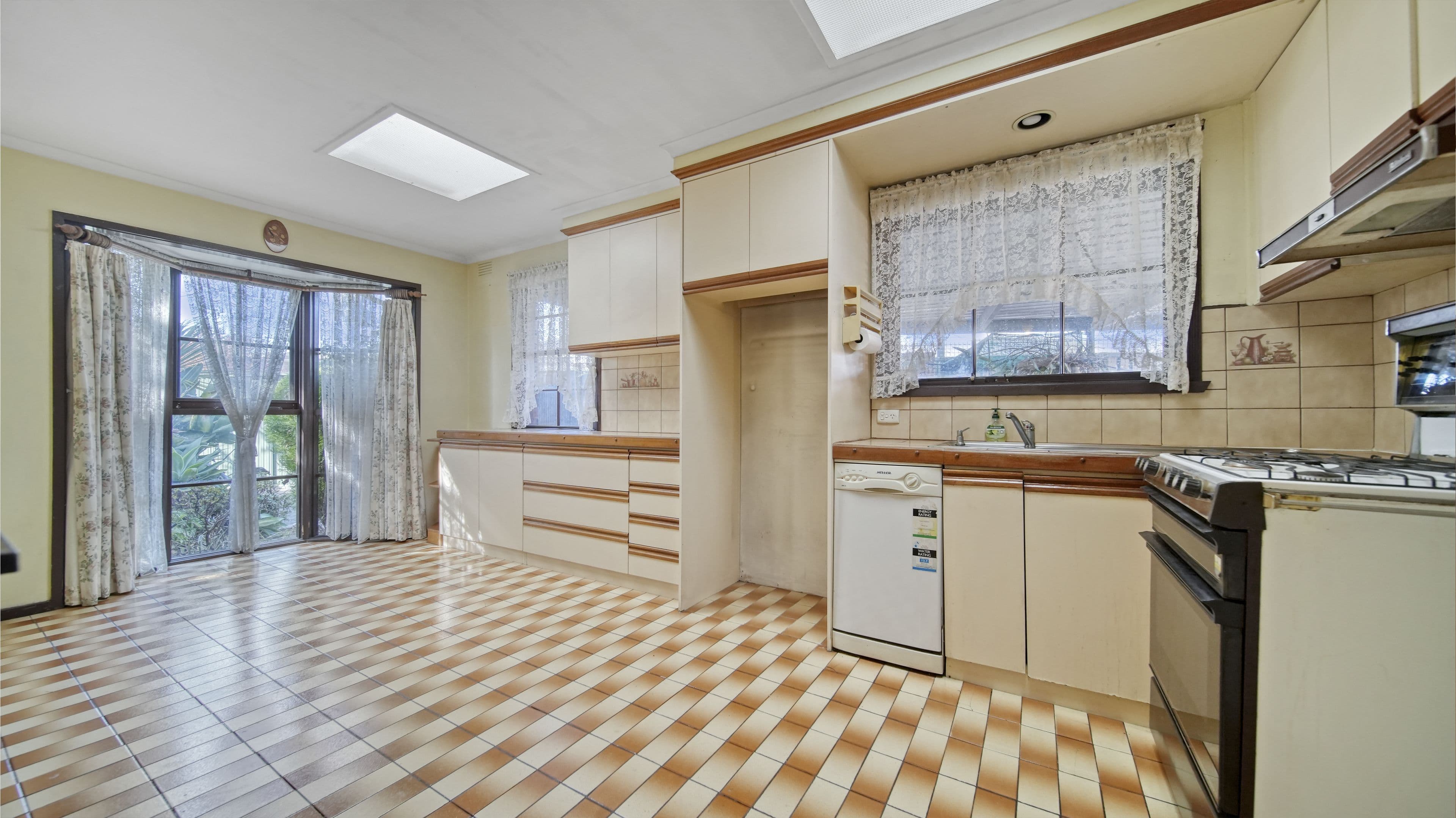 4 Lynette Court, Noble Park VIC 3174, Noble Park - Thumbnail 3