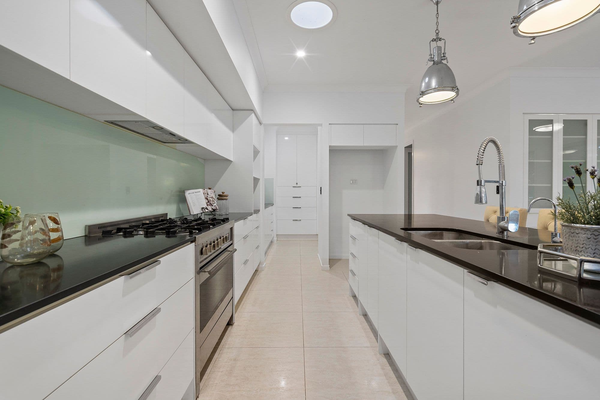 1650 Logan Road, Mount Gravatt QLD 4122, Upper Mount Gravatt - Image 1