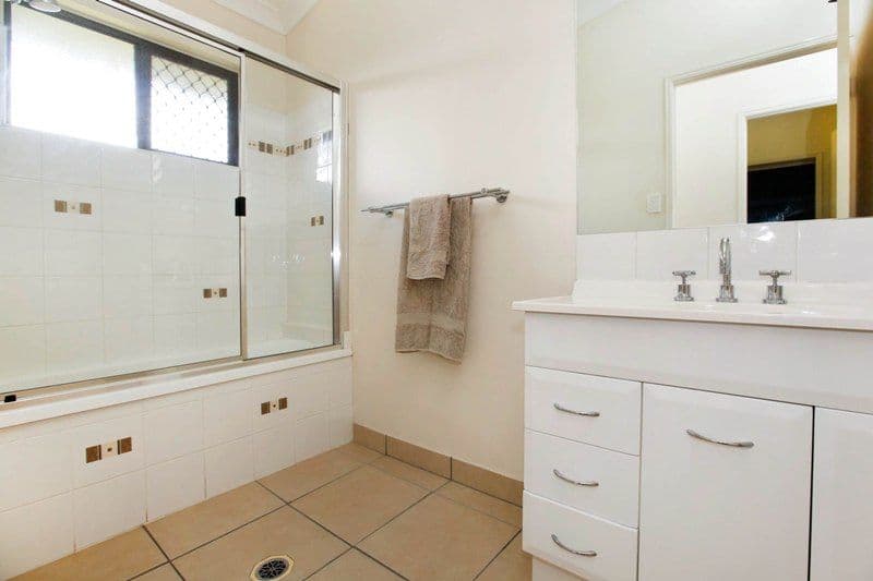 40 Riverwood Drive, IDALIA QLD 4811, Idalia - Thumbnail 6