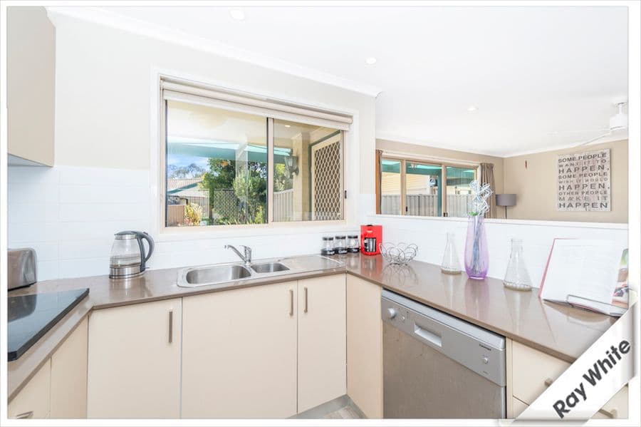 11 Gladstone Avenue, Kilburn - Thumbnail 3
