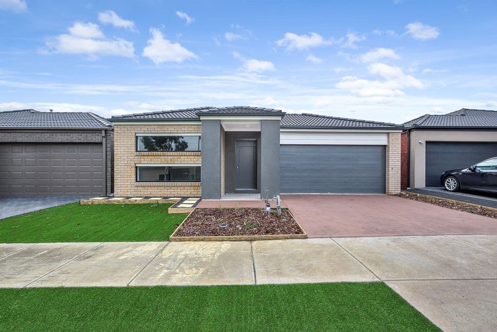13 Eveline Street, Craigieburn VIC 3064, Craigieburn - Image 1
