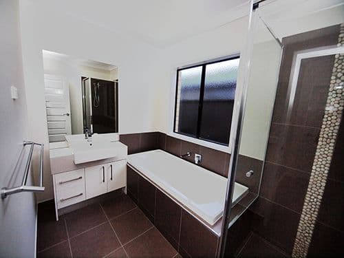 13 Eveline Street, Craigieburn VIC 3064, Craigieburn - Thumbnail 6