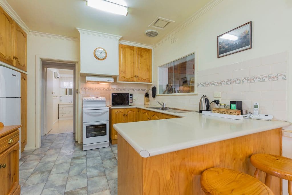 30 Buxton Road, Herne Hill VIC 3218, Herne Hill - Thumbnail 6