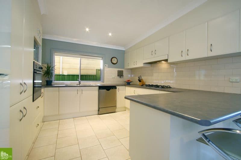 117 The Avenue, MOUNT SAINT THOMAS NSW 2500, Mount Saint Thomas - Thumbnail 2