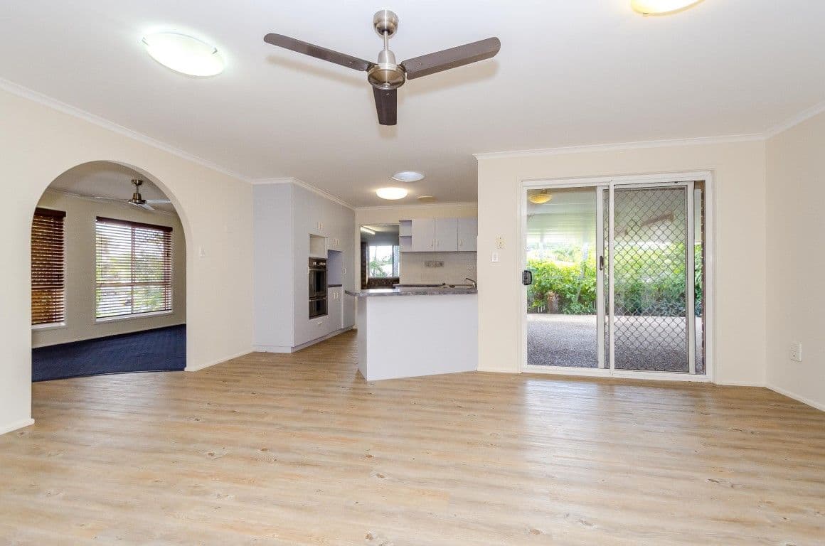 10 Resolute Street, Clinton QLD 4680, Clinton - Thumbnail 3