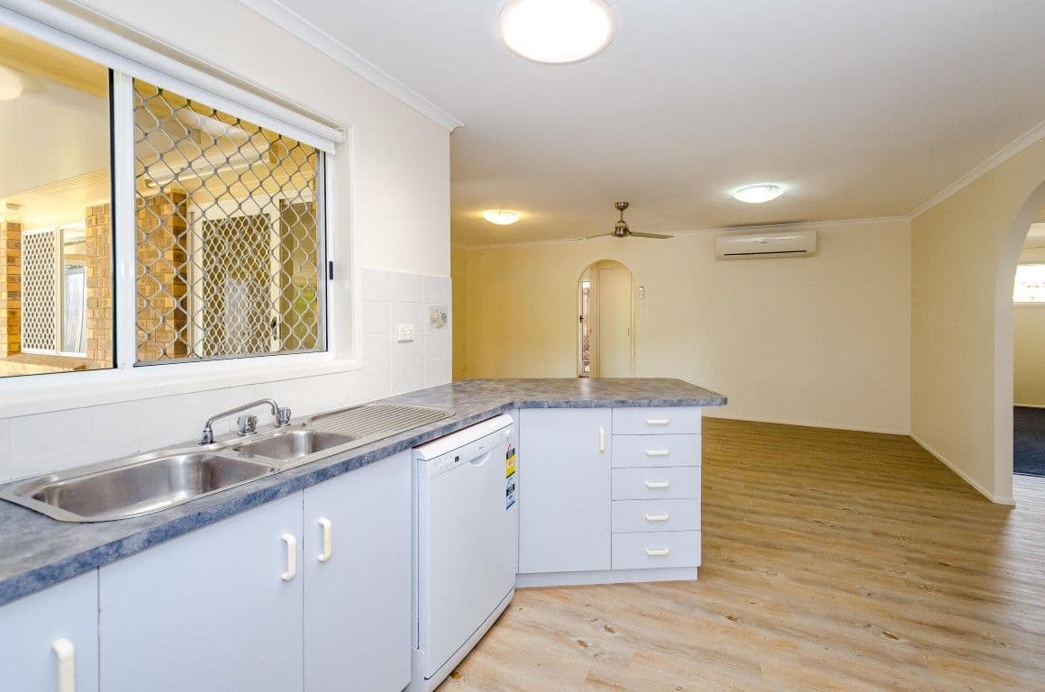 10 Resolute Street, Clinton QLD 4680, Clinton - Thumbnail 5