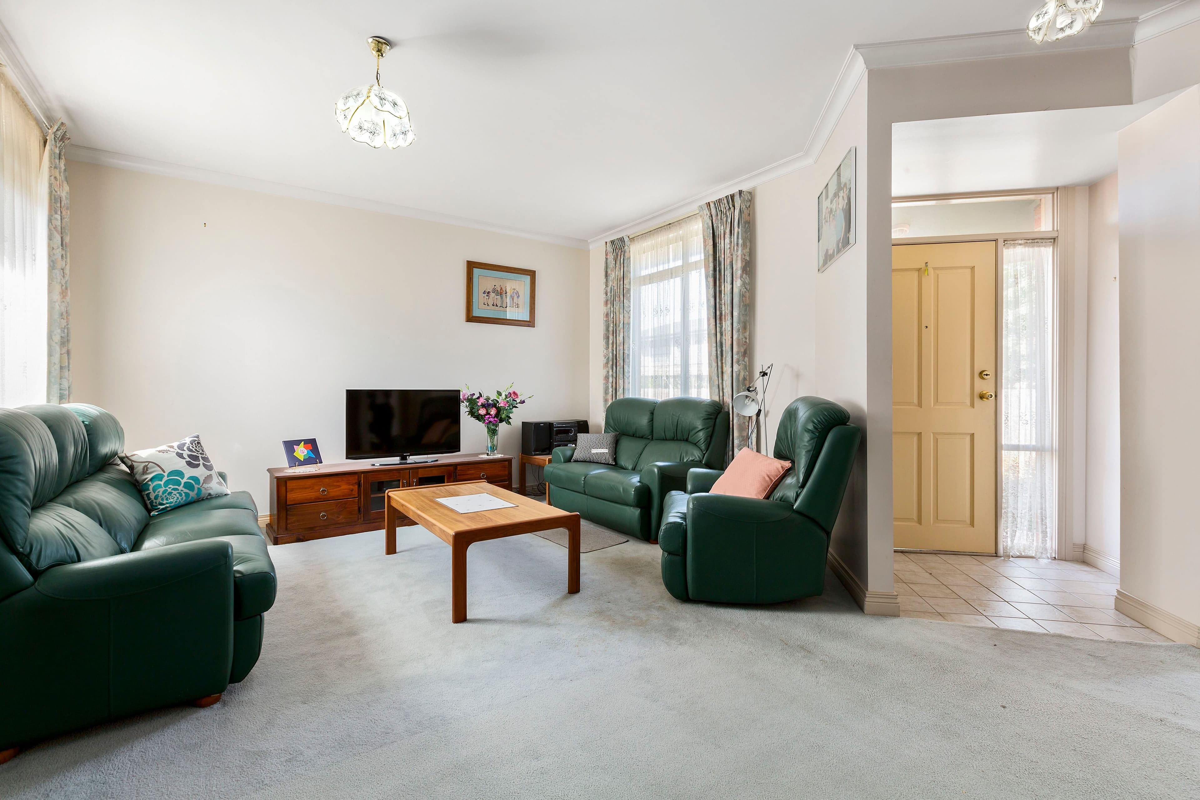 37 Chute Street, Mordialloc VIC 3195, Mordialloc - Thumbnail 2