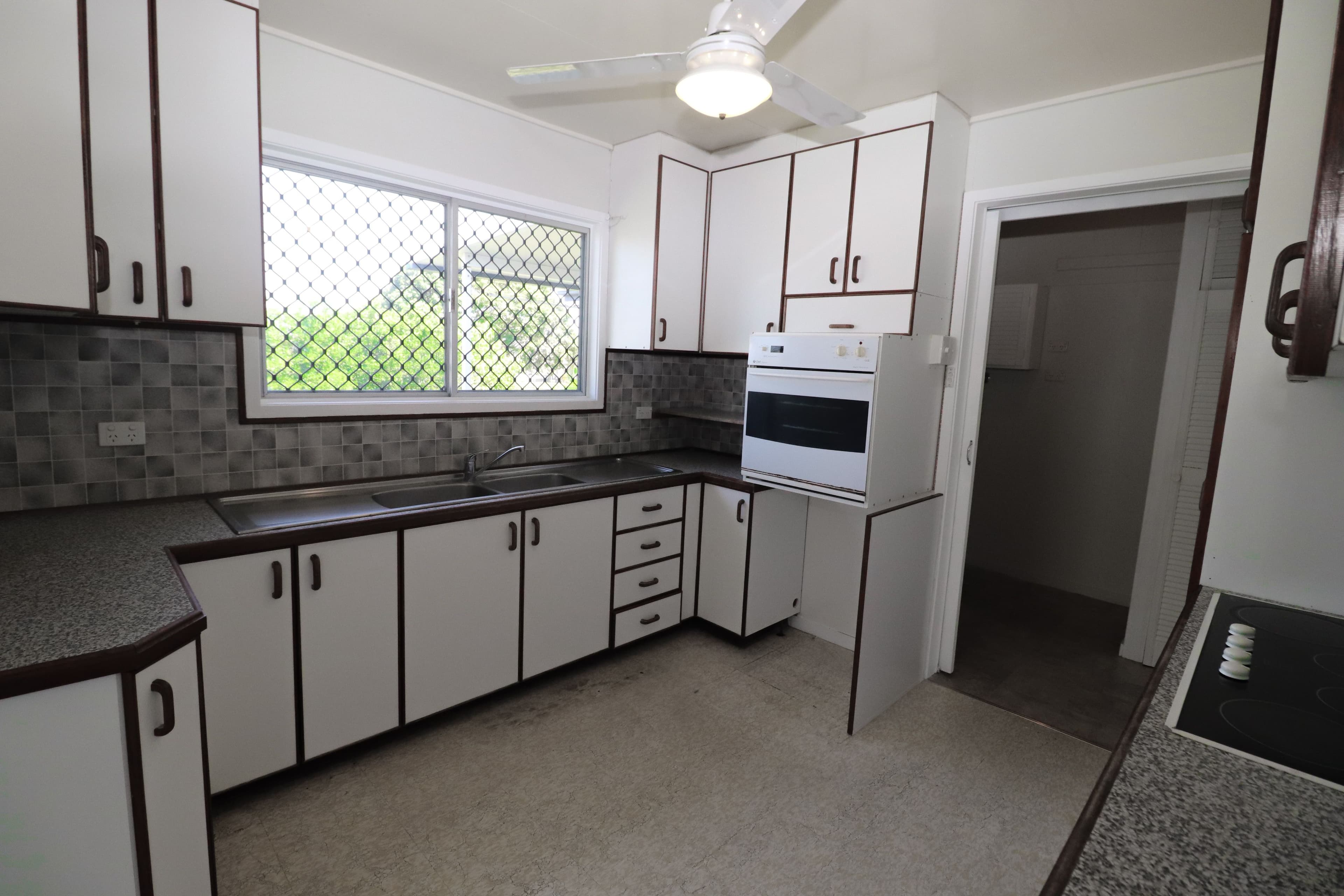 8 Gard Street, Ingham QLD 4850, Ingham - Thumbnail 2