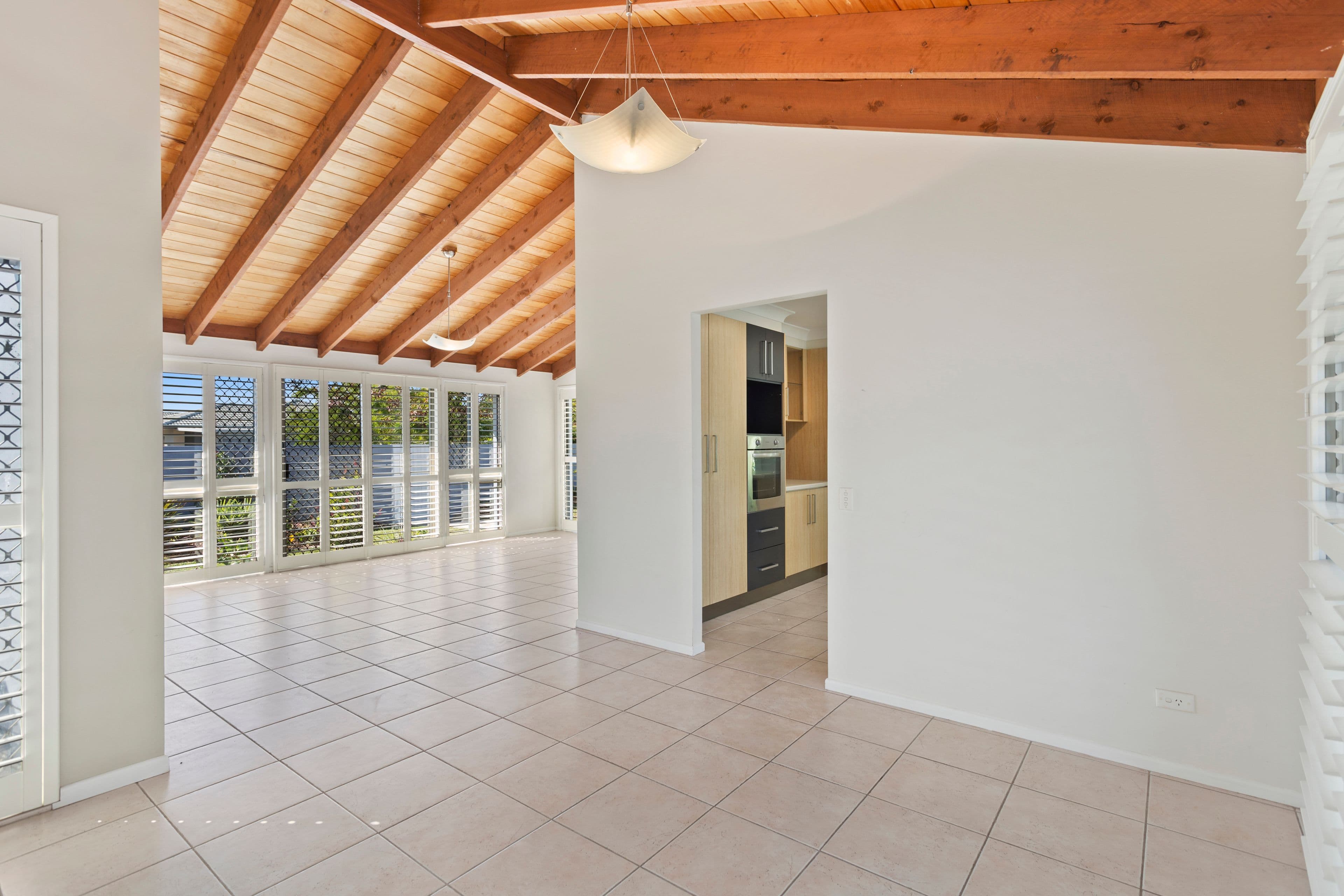 42 Columbus Drive, Hollywell QLD 4216, Hollywell - Thumbnail 5