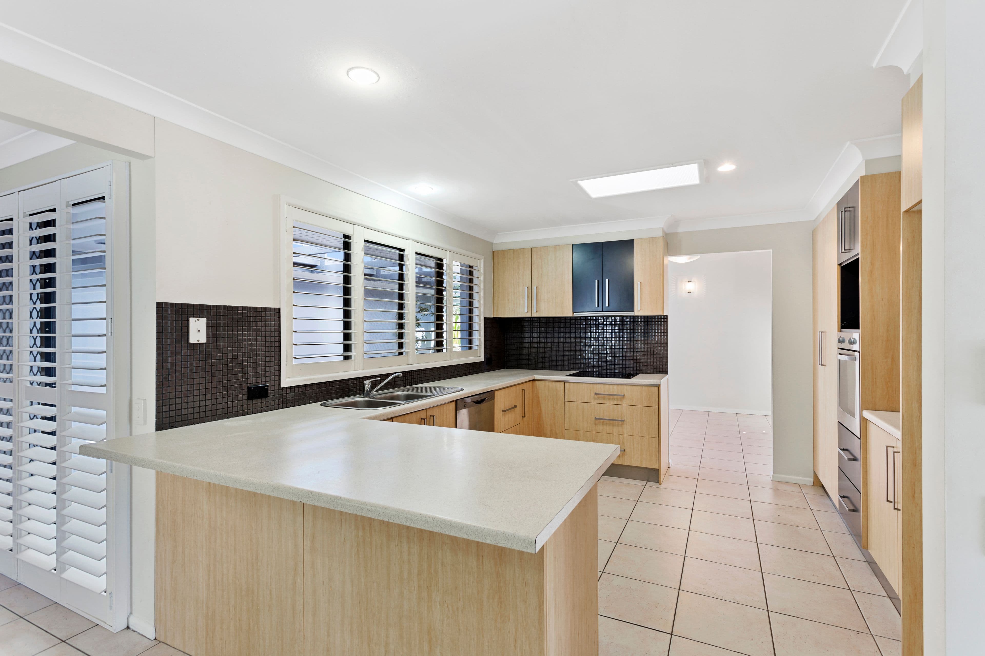 42 Columbus Drive, Hollywell QLD 4216, Hollywell - Thumbnail 6