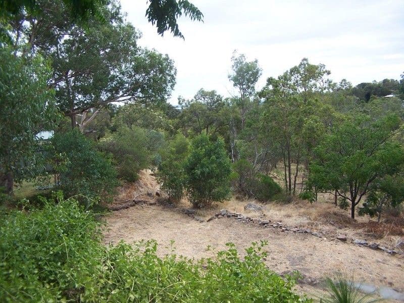8 Dale Drive, GOOSEBERRY HILL WA 6076, Gooseberry Hill - Thumbnail 4