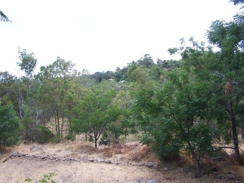 8 Dale Drive, GOOSEBERRY HILL WA 6076, Gooseberry Hill - Thumbnail 5