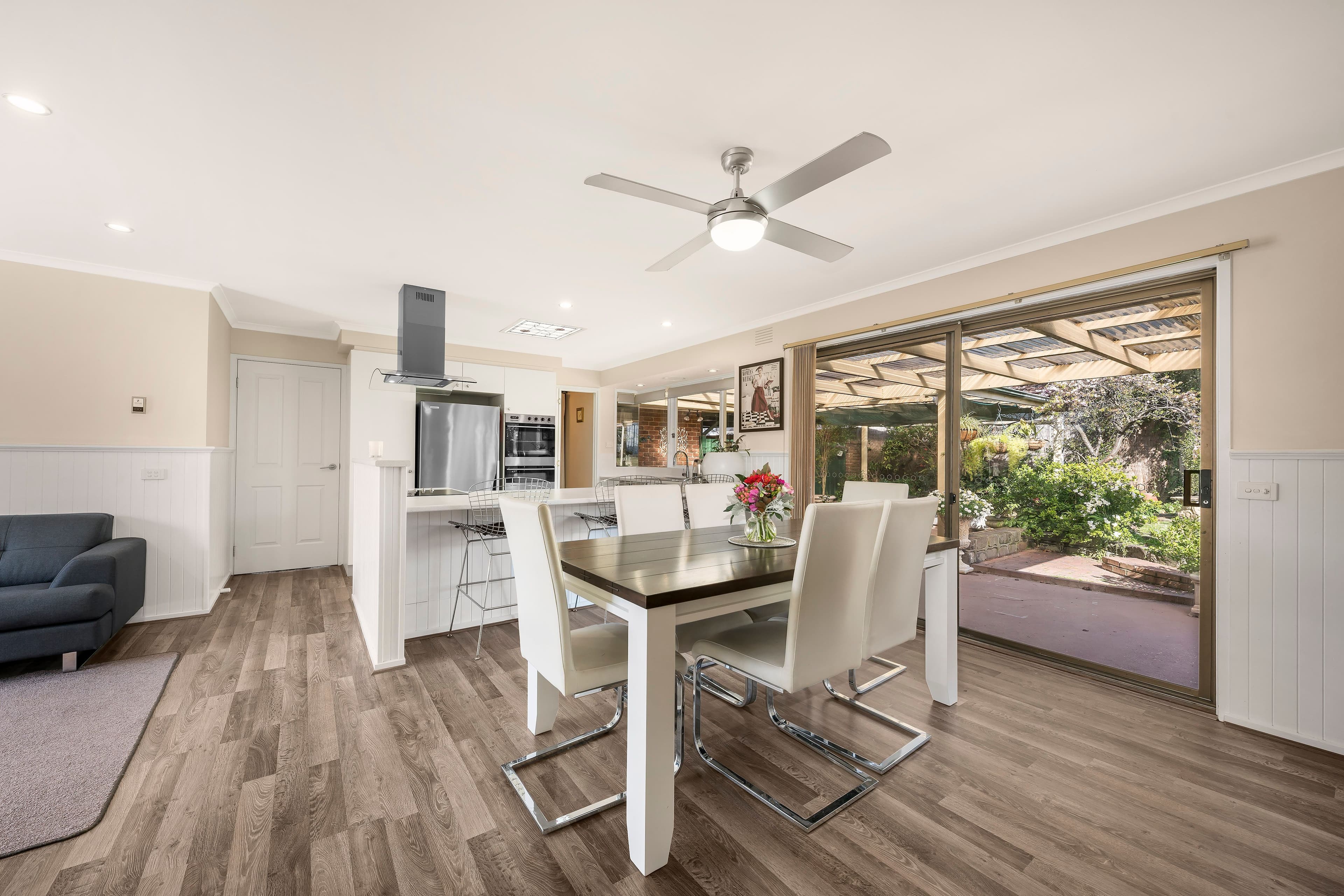 10 Lansell Court, Rowville VIC 3178, Rowville - Thumbnail 3
