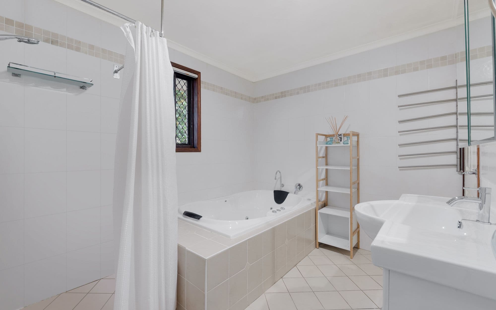 4 Bronte Place, Woodbine NSW 2560, Woodbine - Thumbnail 7