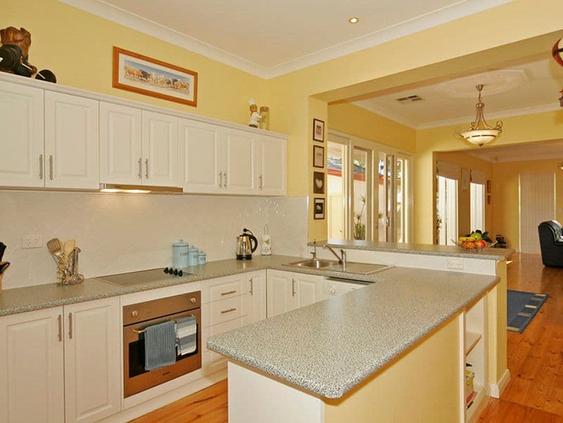 17 Gowrie Avenue, GLENGOWRIE SA 5044, Glengowrie - Thumbnail 6