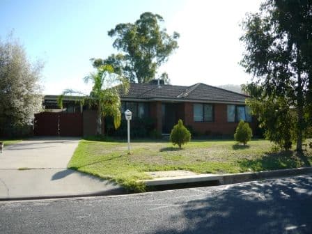19 Goolagar Crescent, LAVINGTON NSW 2641, Lavington - Image 1