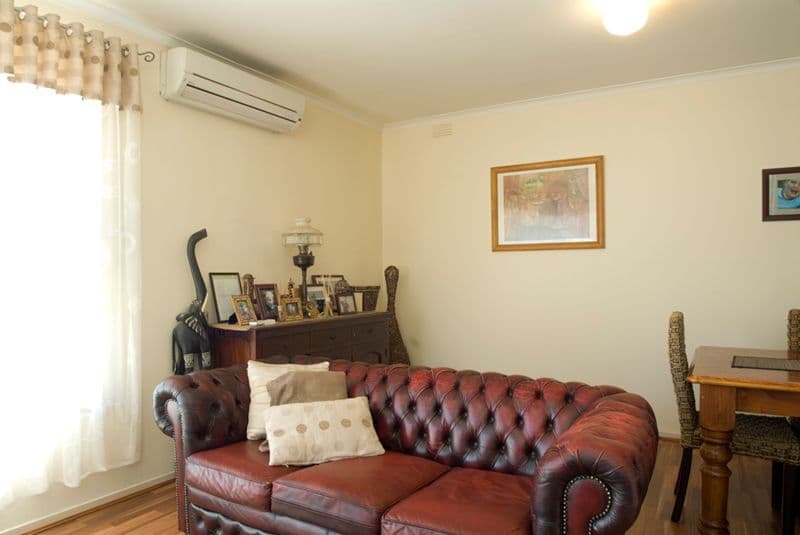 15 Anne Road, KNOXFIELD VIC 3180, Knoxfield - Thumbnail 2