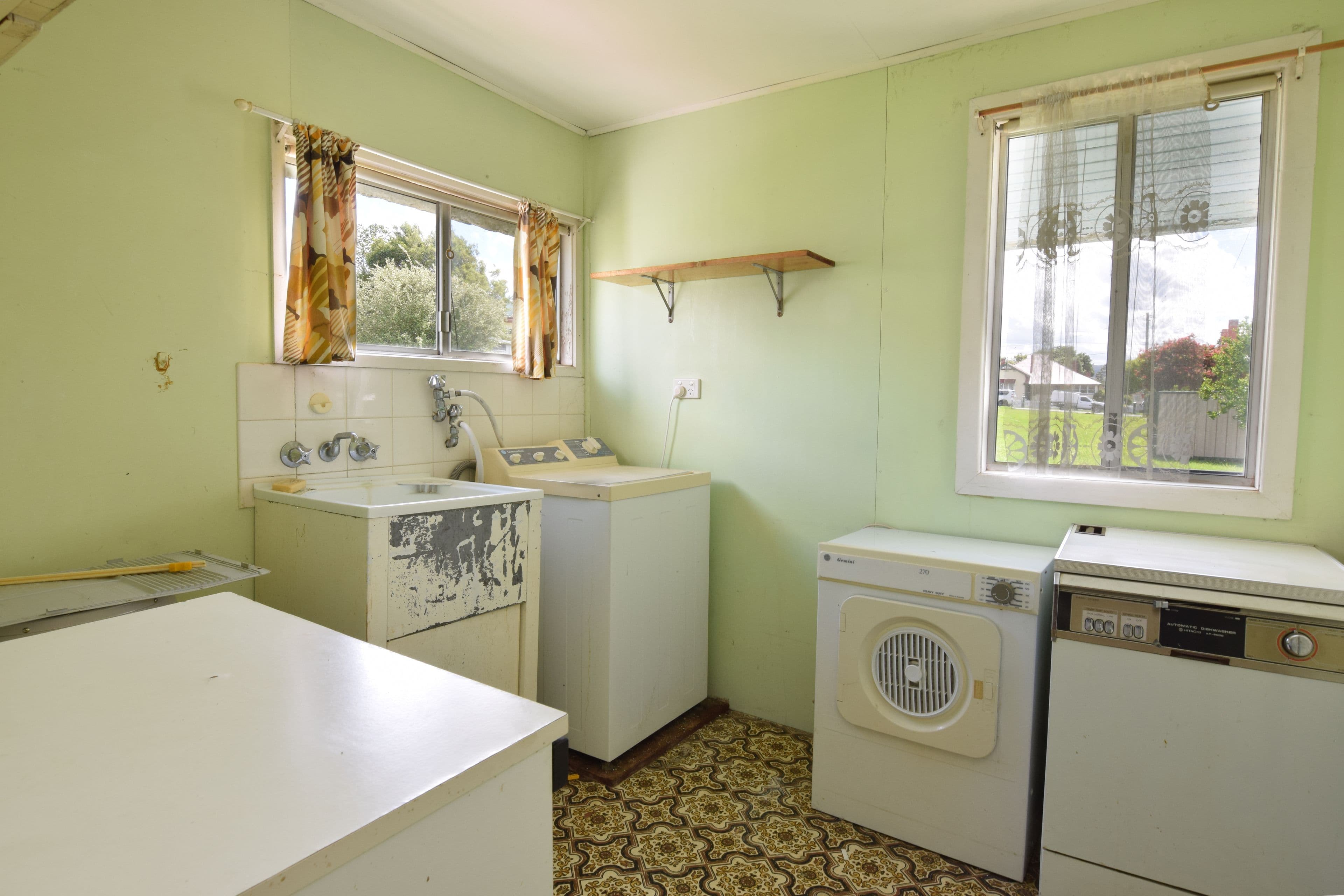 82 Bulwer Street, Tenterfield NSW 2372, Tenterfield - Thumbnail 3
