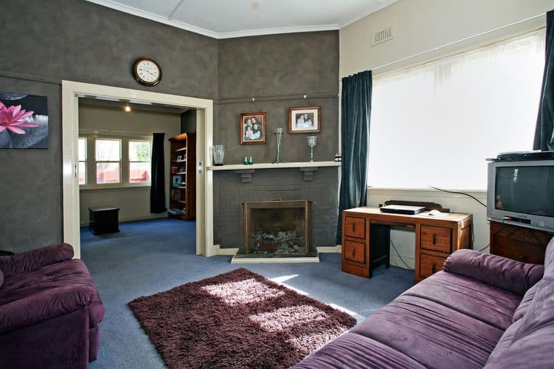 110 Roslyn Road, BELMONT VIC 3216, Belmont - Thumbnail 2