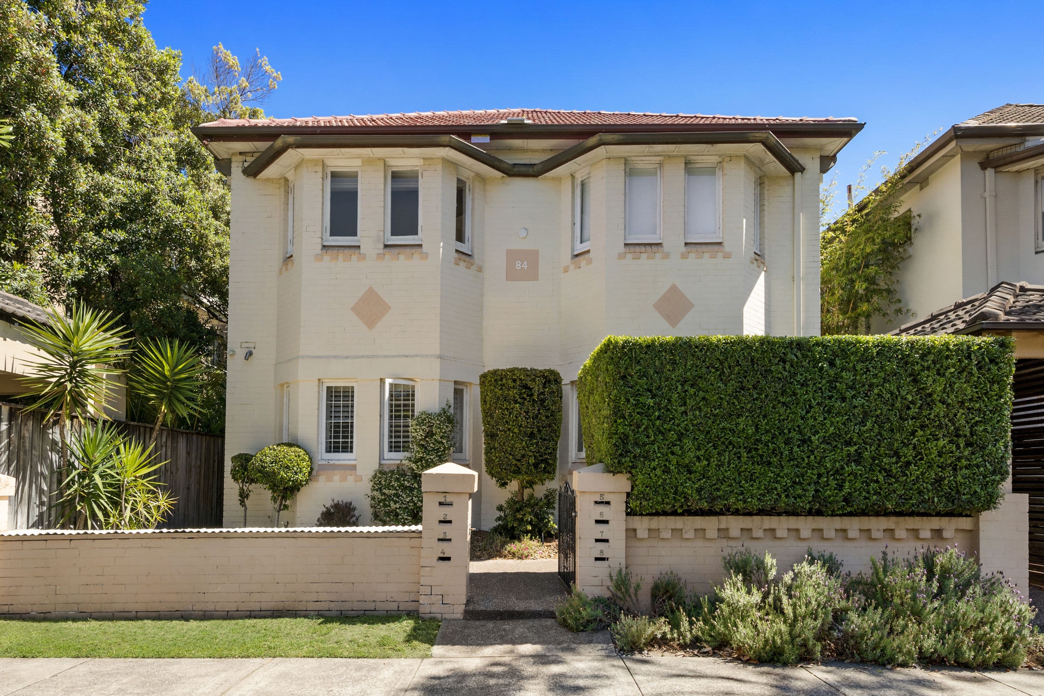 84 Beach Road, Bondi Beach NSW 2026, Bondi Beach - Thumbnail 2