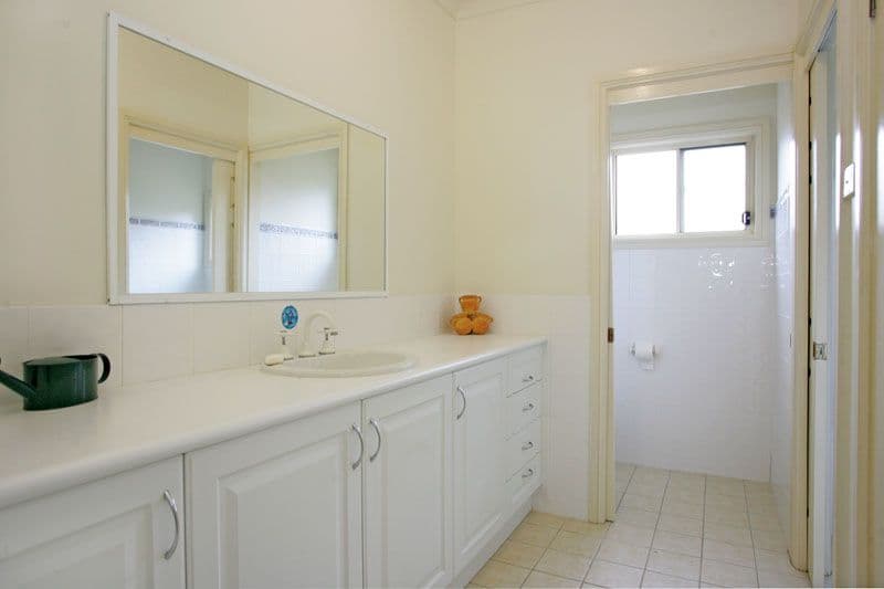 24 Marlowe Road, BATEAU BAY NSW 2261, Bateau Bay - Thumbnail 8