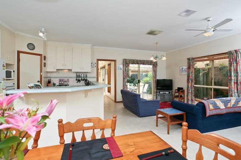 2A Hamilton Place, MAWSON LAKES SA 5095, Mawson Lakes - Thumbnail 7